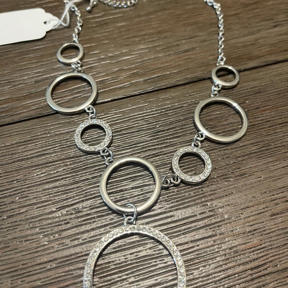 Necklace - Picture 4 of 6